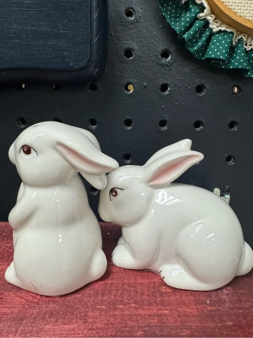 Pier 1 White Bunny Rabbit Ceramic Salt & Pepper Shaker Set Cottagecore Farmhouse